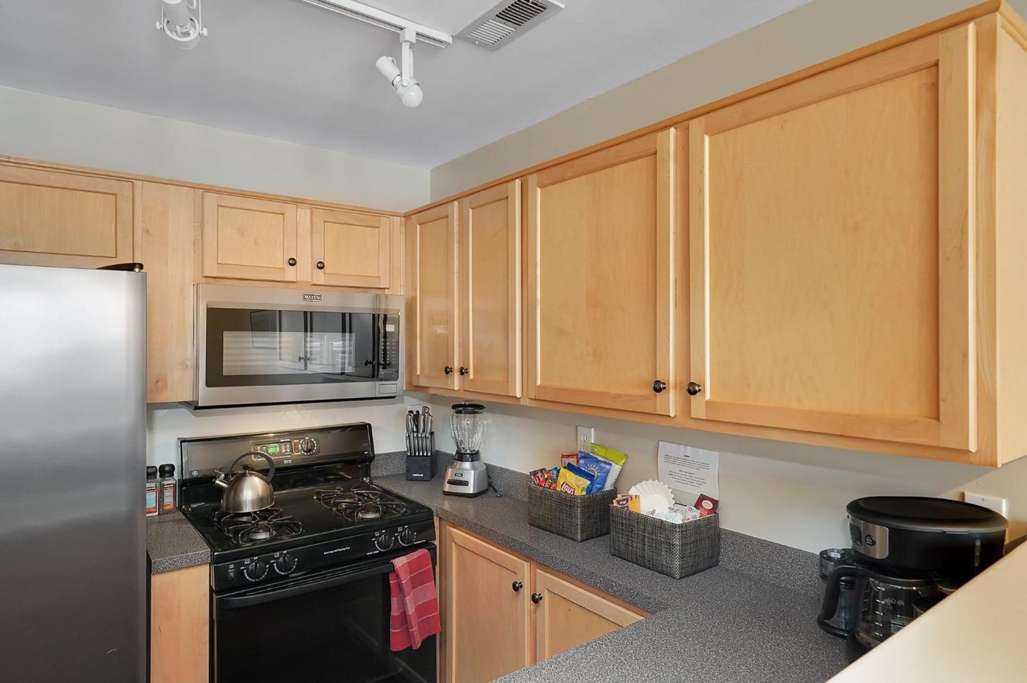 לואיוויל Lux Townhouse, Walk To All, Sleeps 6 Adults מראה חיצוני תמונה
